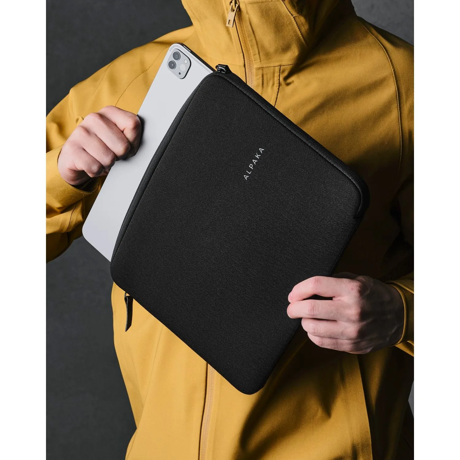 ALPAKA Slim Tablet Sleeve 12.9"