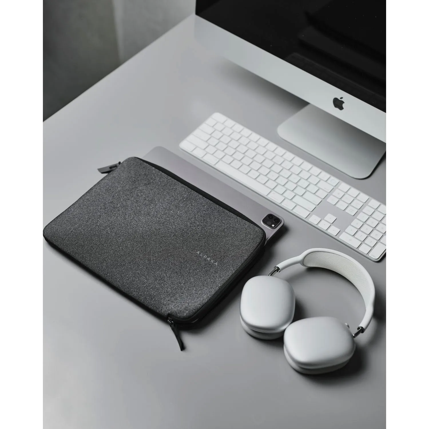 ALPAKA Slim Tablet Sleeve 12.9"