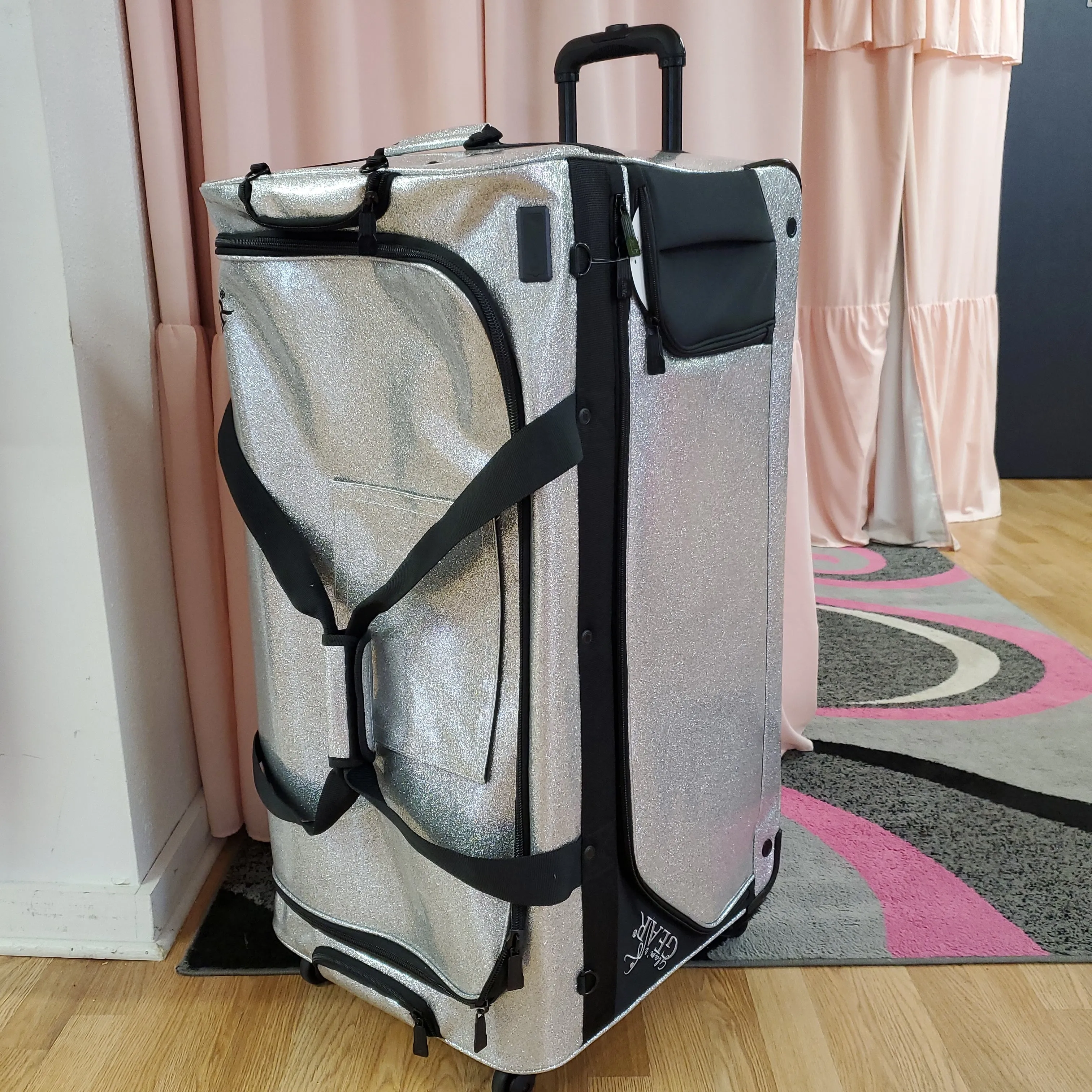Glam’r Gear Silver Bag