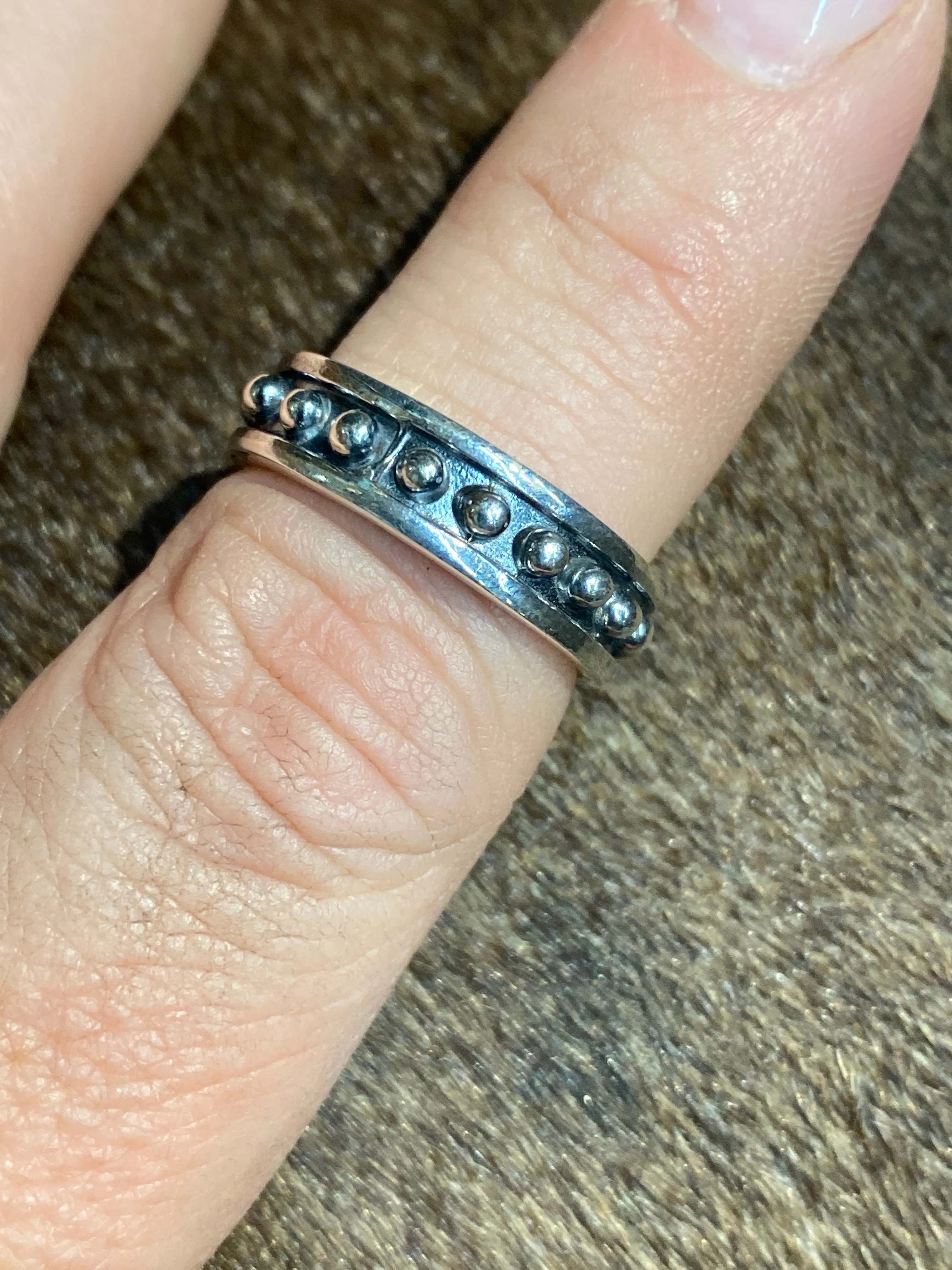 Kent 6mm Studded Sterling Ring