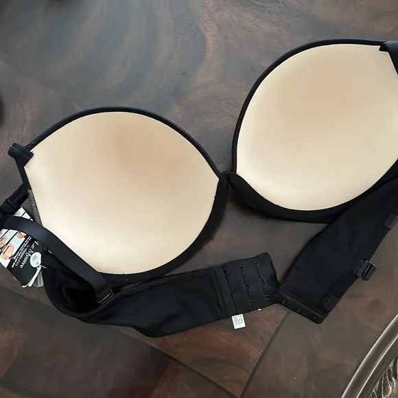 Le Mystere Infinite Possibilities Deep Plunge Convertible Push-Up T-Shirt Bra.