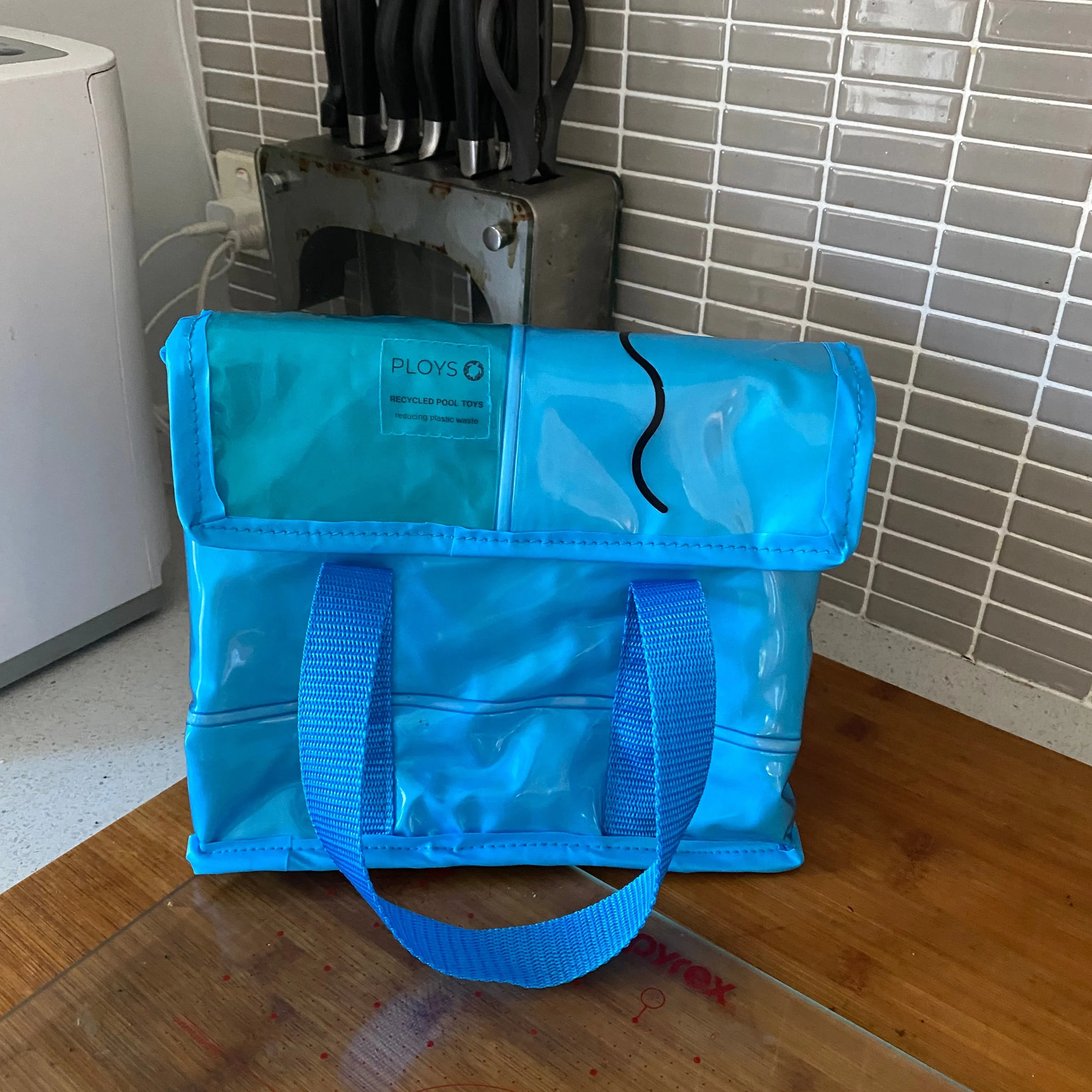 Lunch Bags insulated - ex inflatables - variety of colours