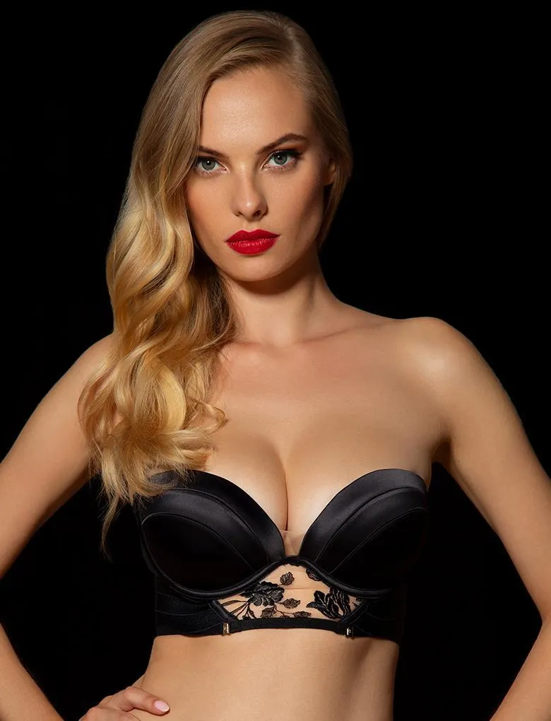 Sara Bra & Thong Set