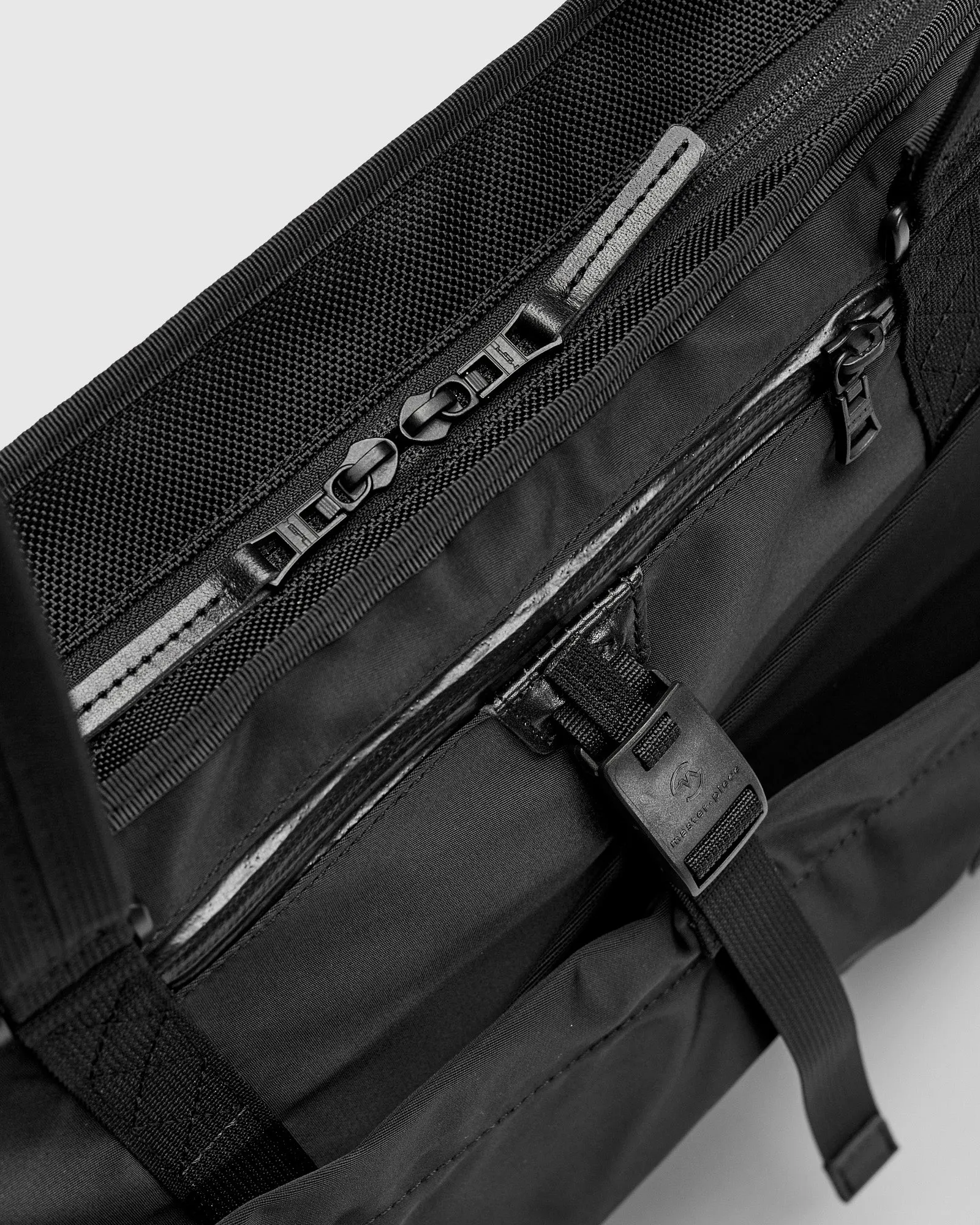 Scramble 2way Tote Bag in Black