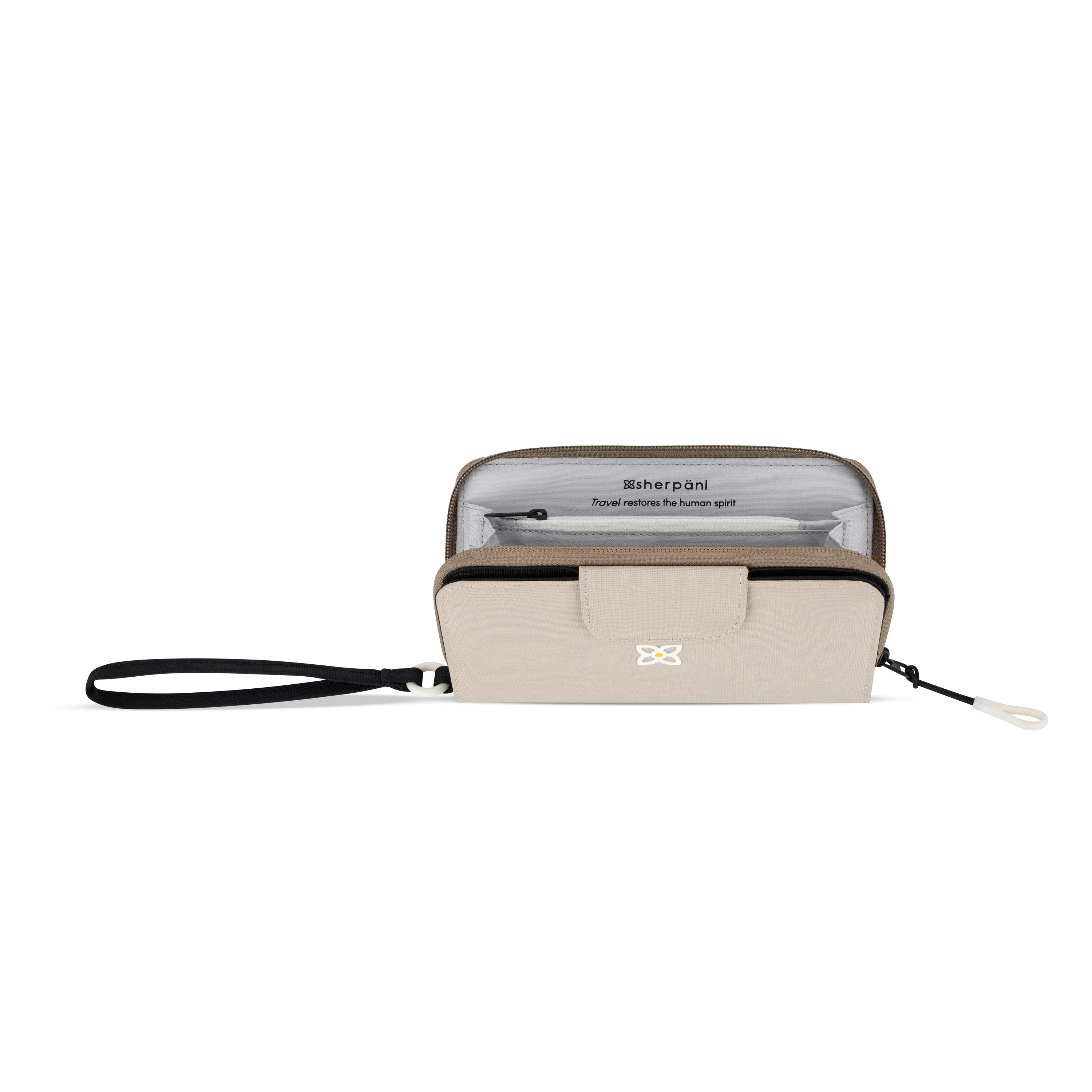 Sherpani Tulum Long Wristlet Wallet con leche