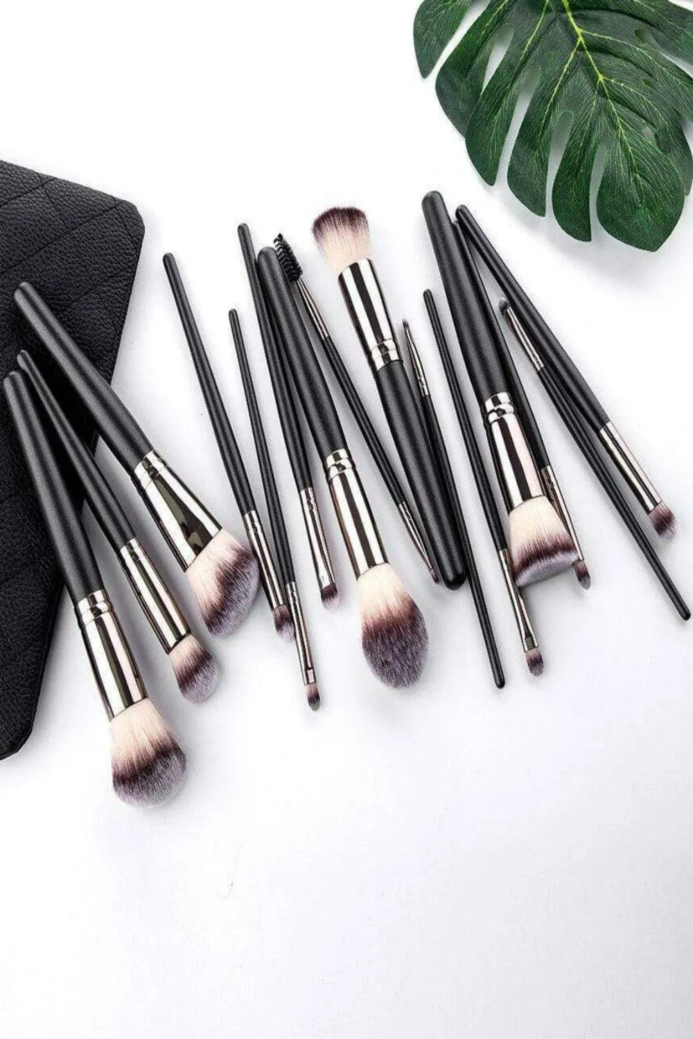 Soft Professional Makeup Brush Set With Bag - 10pcs Brushes