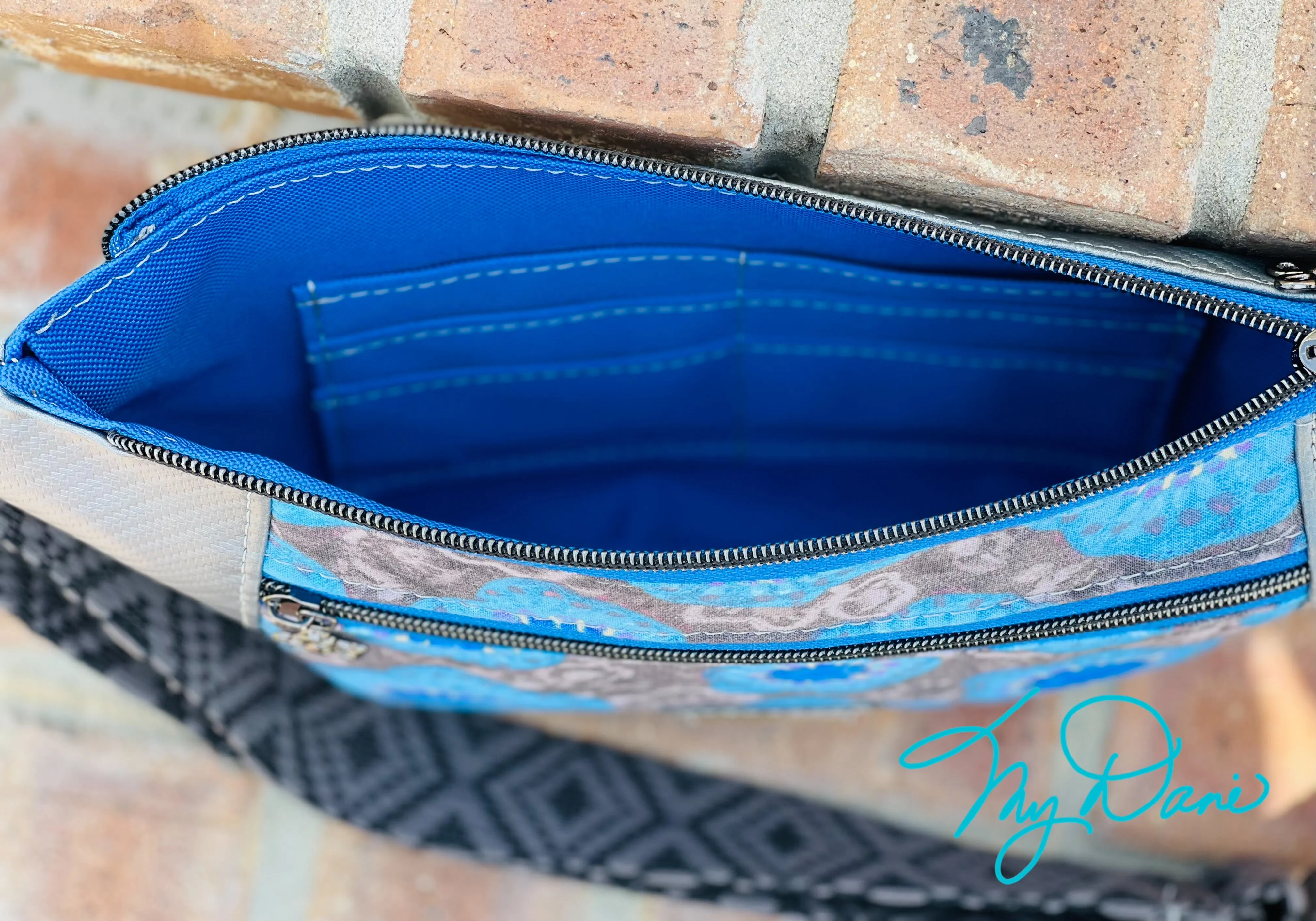 The Dayna Pack in Big Blue Floral