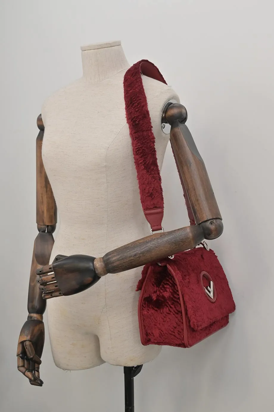 [WB6196] Fendi | Cross-Body Bag