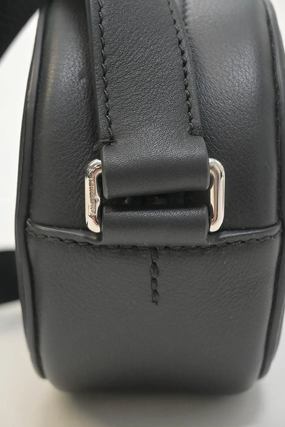 [WB6484] Salvatore Ferragamo | Cross-Body Bag