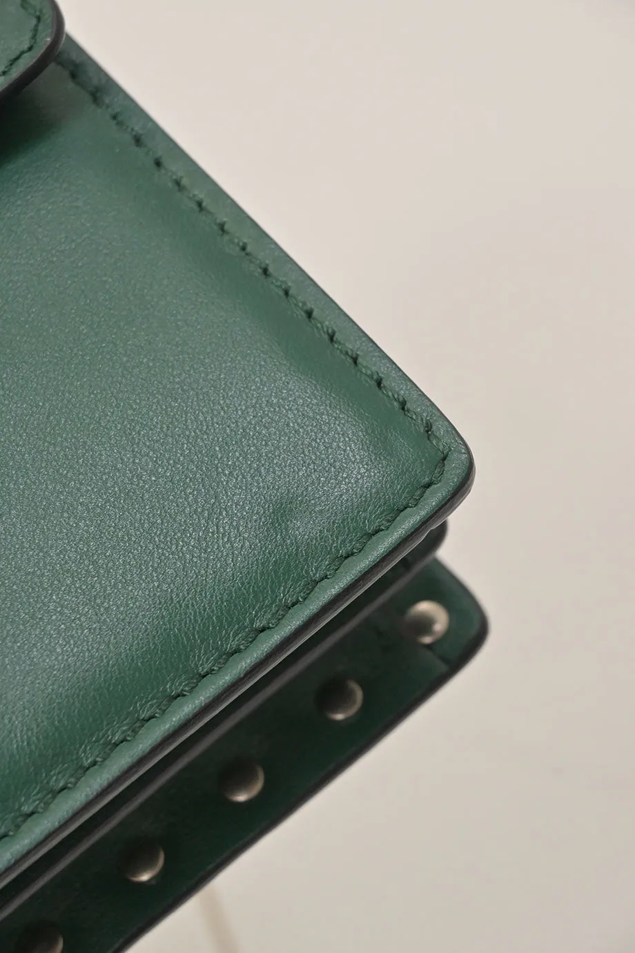 [WB6586] Valentino Garavani | Cross-Body Bag